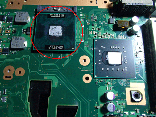 FMV-8290　CPU取り外し